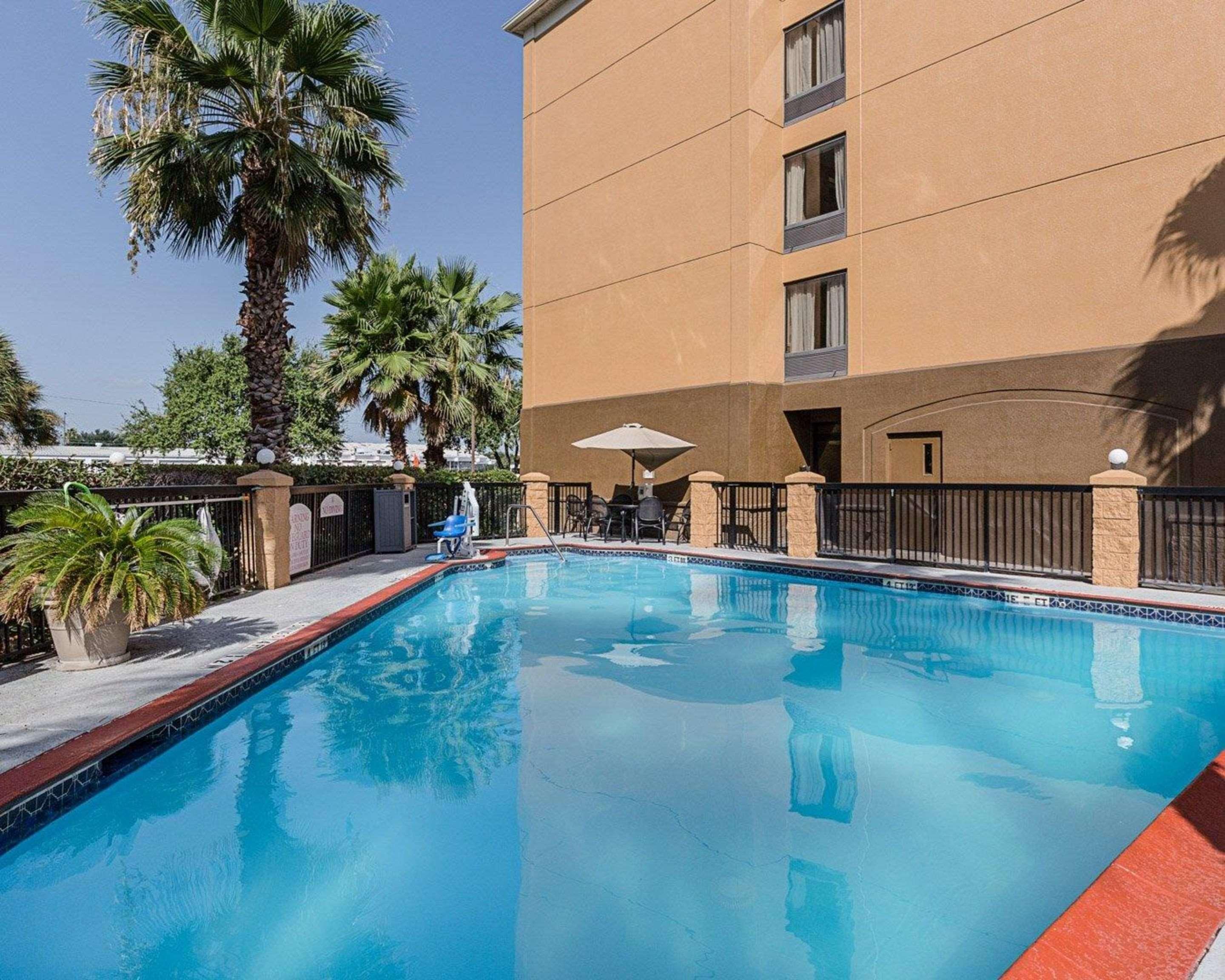 Comfort Inn Southwest Fwy At Westpark Houston Exterior foto