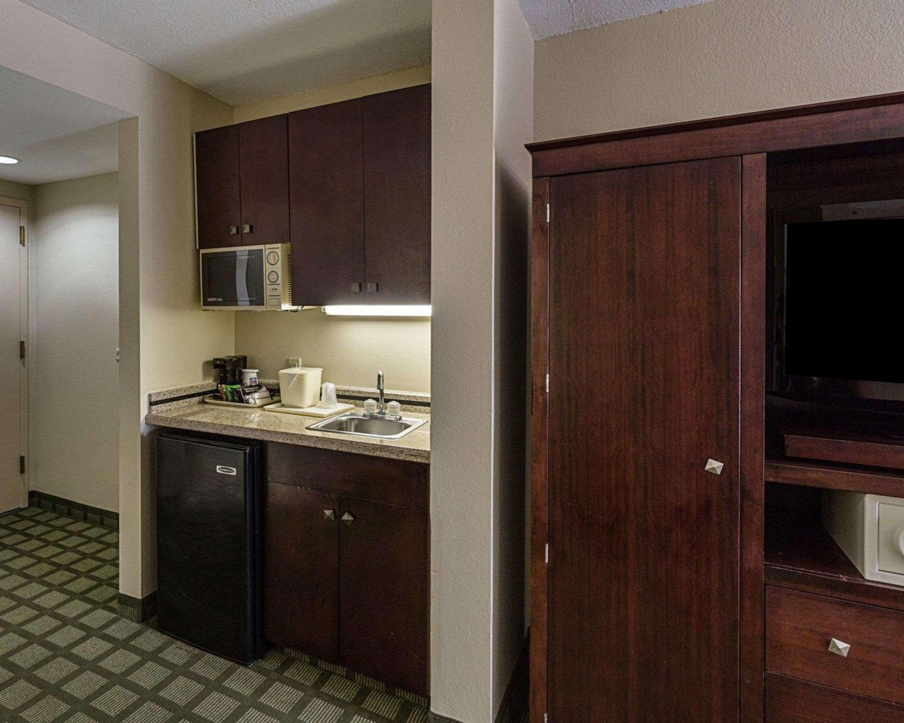 Comfort Inn Southwest Fwy At Westpark Houston Exterior foto
